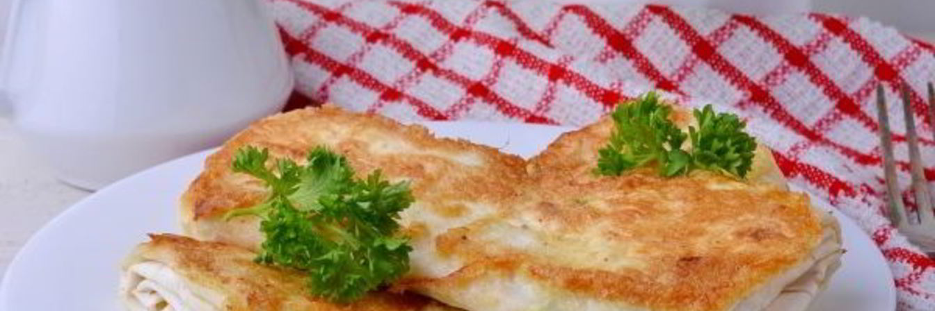 Лаваш с сыром на сковороде