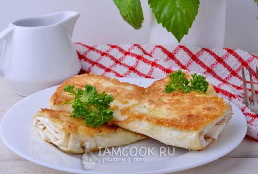 Лаваш с сыром на сковороде