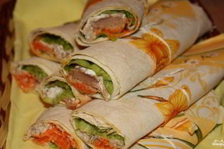 Лаваш с тунцом