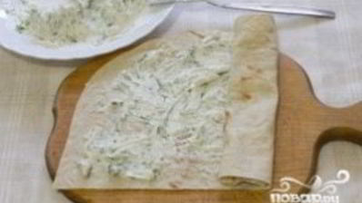 лаваш с творогом и чесноком