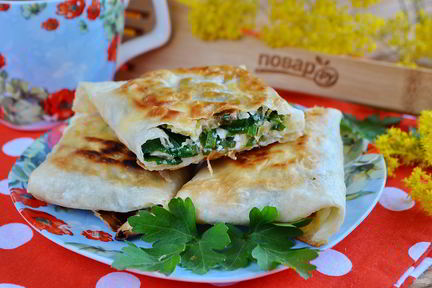 Лаваш с яйцом и шпинатом