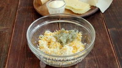 лаваш с яйцом и сыром