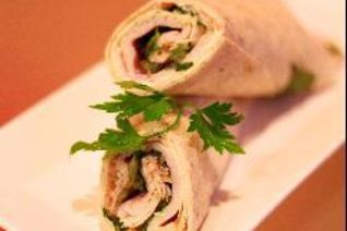 Рулеты из лаваша с индейкой