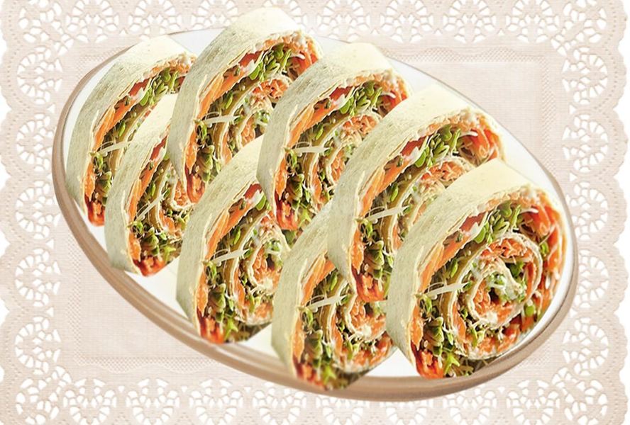 Рулеты из лаваша с крабовыми палочками и корейской морковью