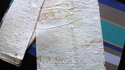 сосиска в лаваше с сыром и огурчиком