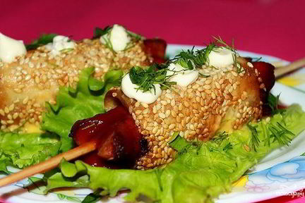 Сосиски в лаваше с сыром