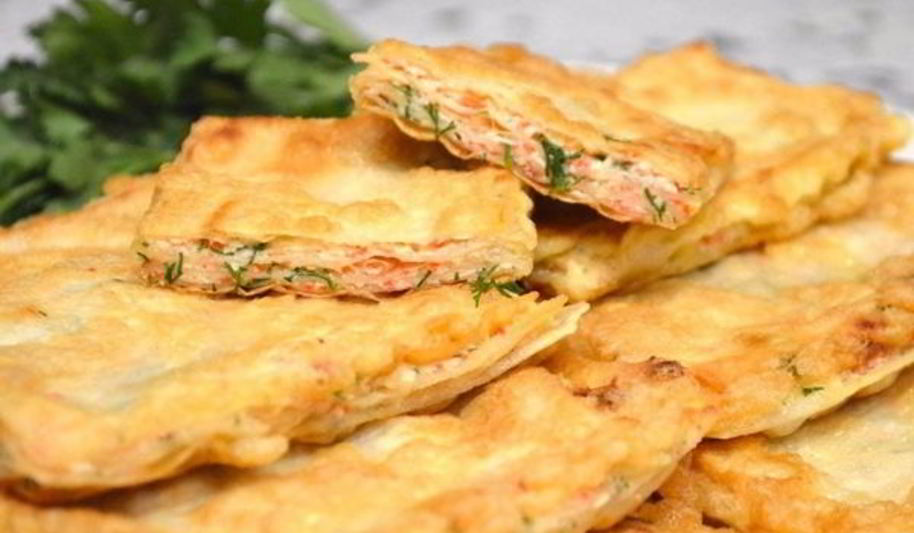 Рецепт тонкого лаваша с крабовыми палочками и яйцом