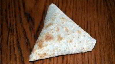 треугольники из лаваша с сыром