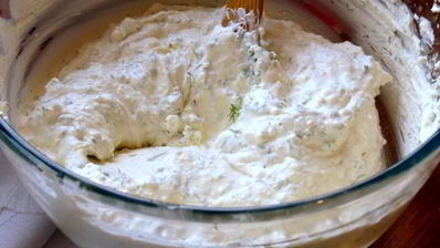 улитка из лаваша с творогом