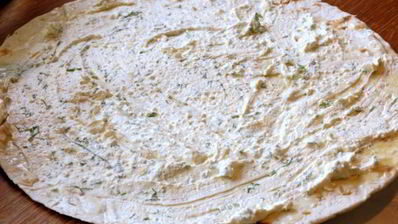 улитка из лаваша с творогом