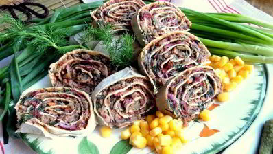 закуска из фасоли в лаваше сытная