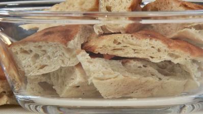 закуска из лаваша с соусом из перца