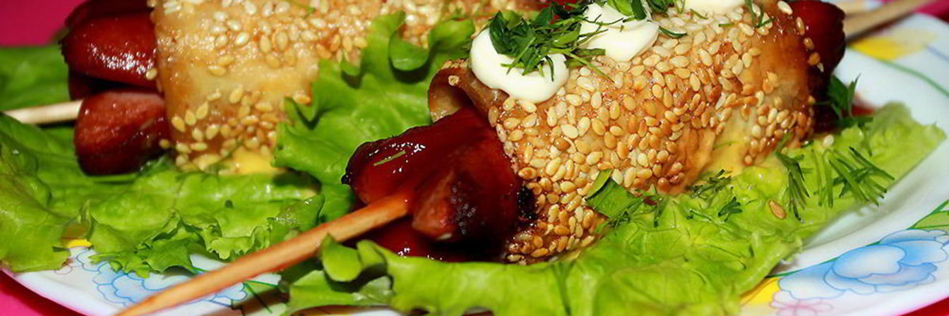 Закусочные сосиски в лаваше