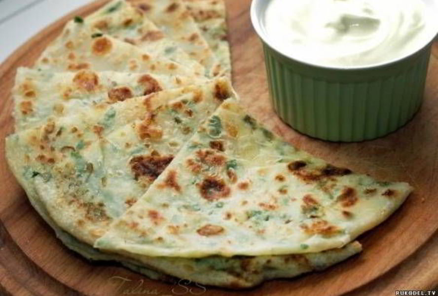 Алу-паратха индийская лепешка