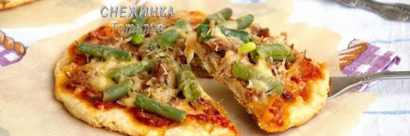 Домашние творожные лепешки с мясом, овощами и сыром