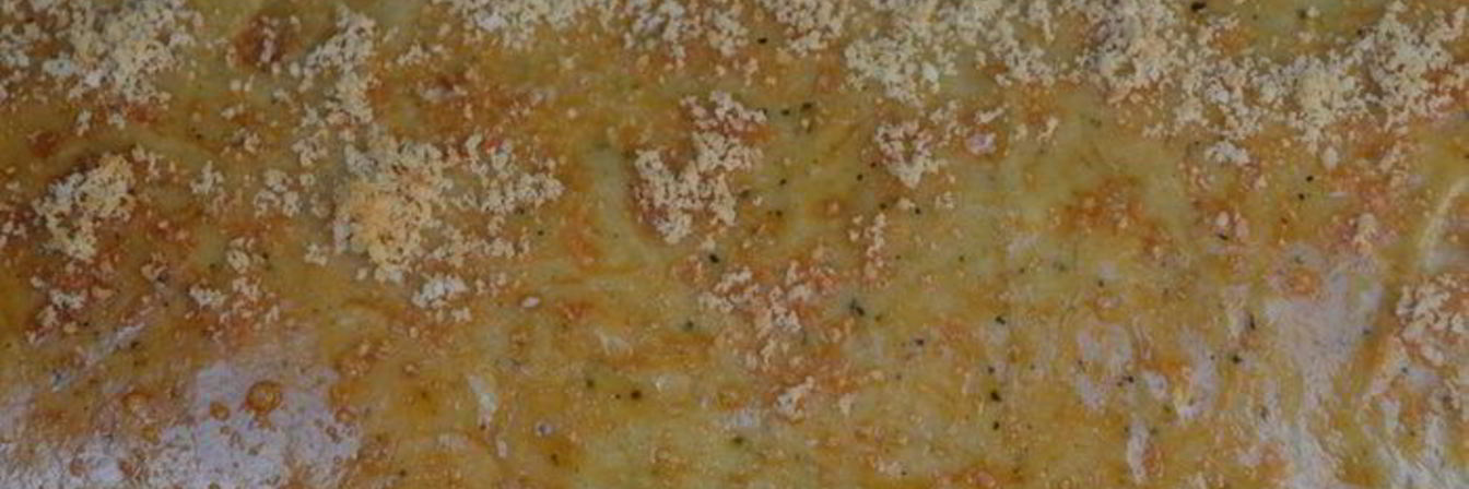 Фокачча фаршированная сладким перцем, розмарином и сыром