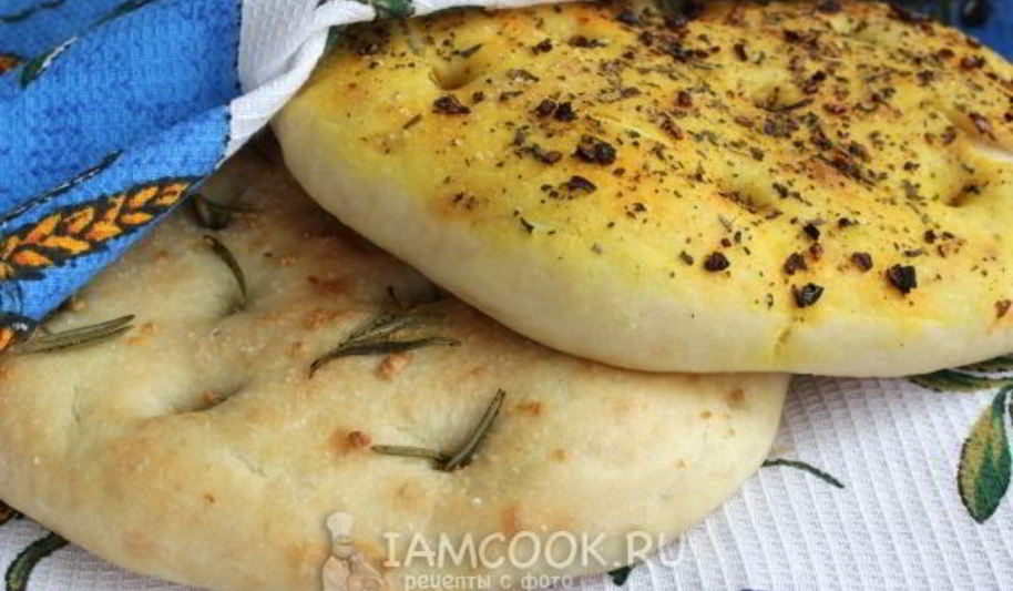 Рецепт фокаччи тонкой с ароматными травами