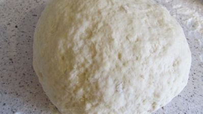 картофельная фокачча с томатами и чесноком