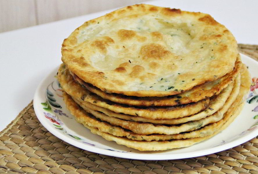 Китайские лепешки с зеленью