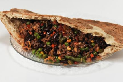 Лепешка с мексиканской смесью и говядиной