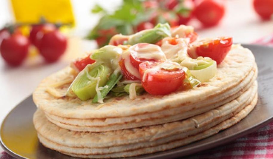 Рецепт лепешек с овощами и сыром
