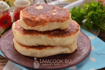 Лепешки с сыром и колбасой на кефире