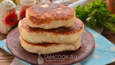 лепешки с сыром и колбасой на кефире