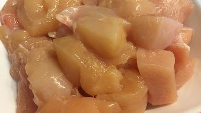 ореховое карри с куриной грудкой и лепешкой наан