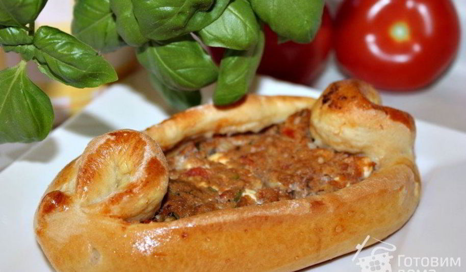 Рецепт пиде — турецких лепешек с фаршем, фетой и помидорами