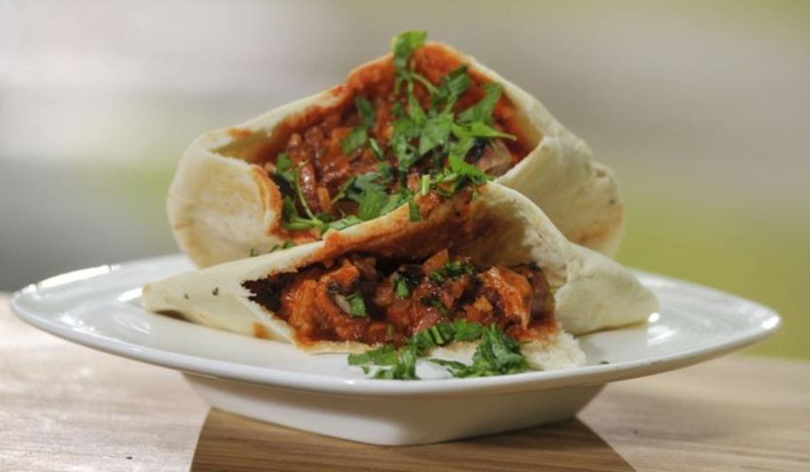 Рецепт питы с индейкой и салатом