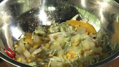 пита с индейкой и салатом