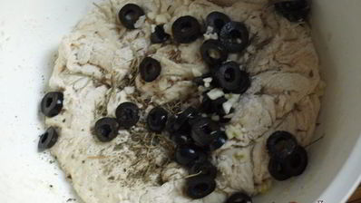 пряная фокачча с маслинами