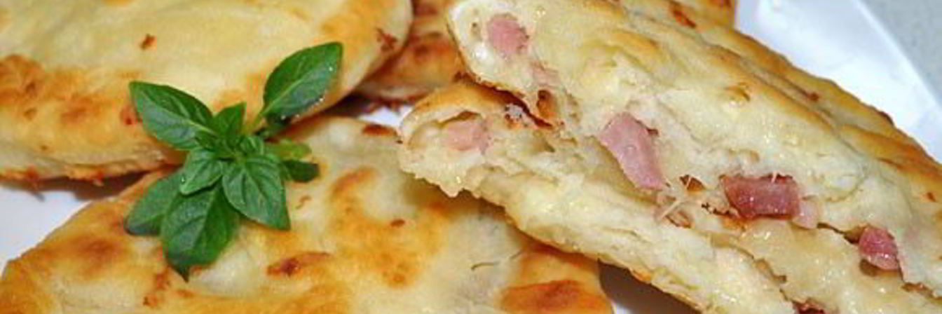 Сырные лепешки, быстрые и вкусные