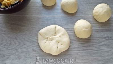 сырные лепешки на кефире на сковороде