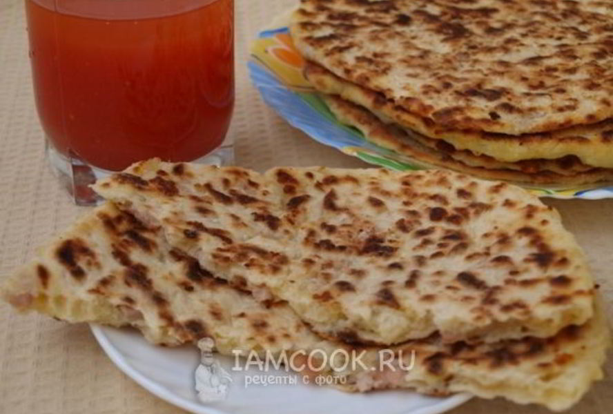 Сырные лепешки с ветчиной