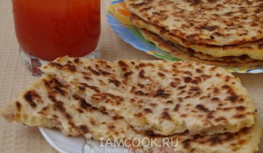 Рецепт сырных лепешек с ветчиной