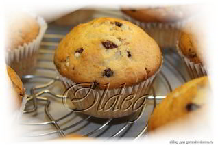 Банановые маффины с кусочками шоколада