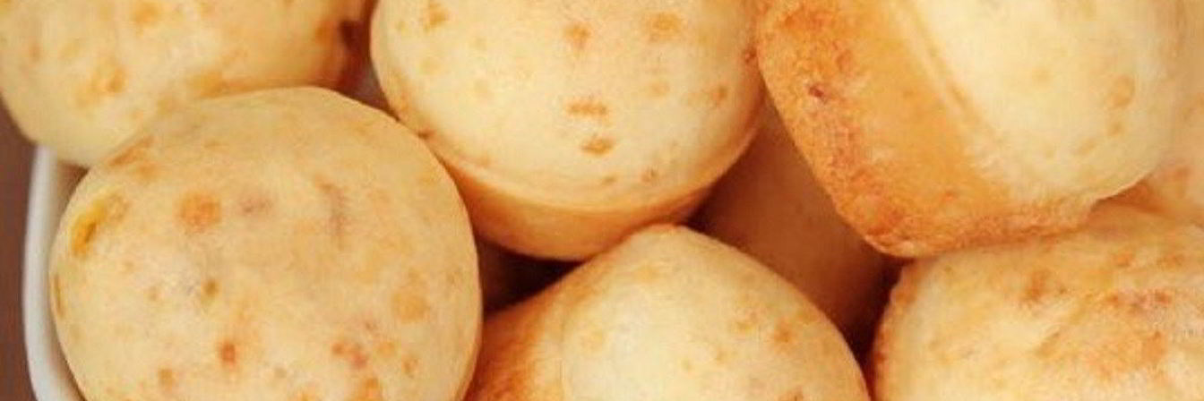 Безглютеновые маффины Пау ди кейжу с кусочками сыра