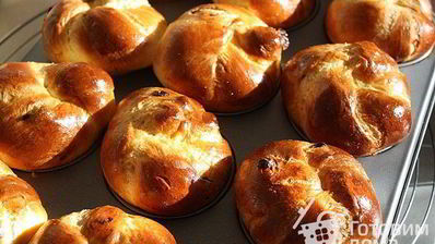 бриоши-маффины с изюмом