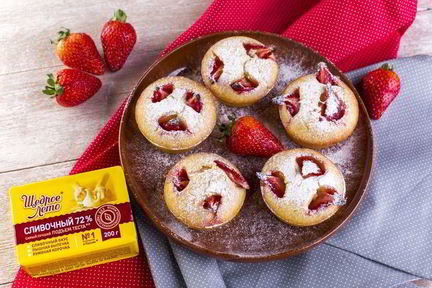 Клубничные маффины