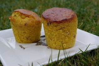 Кукурузные маффины с беконом и тимьяном