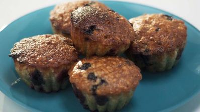 маффины с черной смородиной