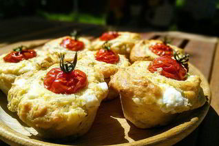 Маффины с фетой и зеленью