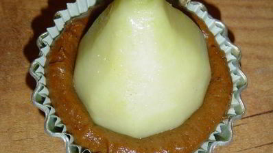 маффины с грушей и шоколадом