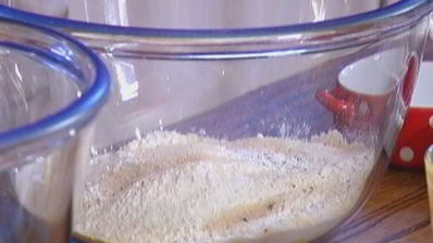 маффины с кабачком, фетой и зеленым луком