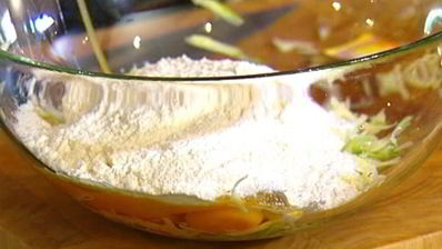 маффины с кабачком, сыром и мятой