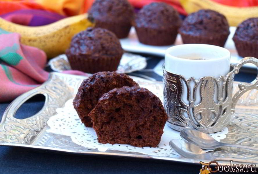 Маффины с какао и бананом