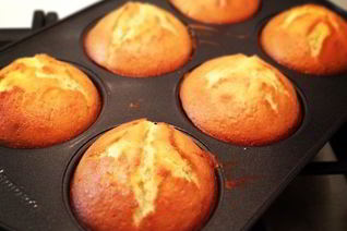 Маффины с персиками