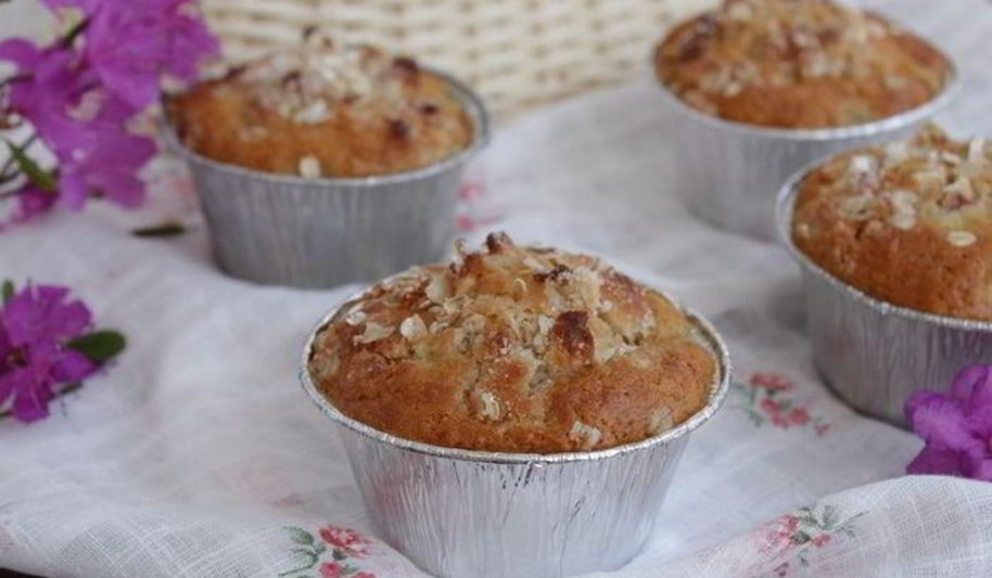 Рецепт маффинов с ревенем и марципановым штрейзелем