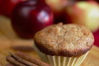 Маффины с яблоками и корицей